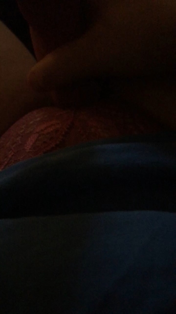 Adrianna2405 06-07-2021 Show 